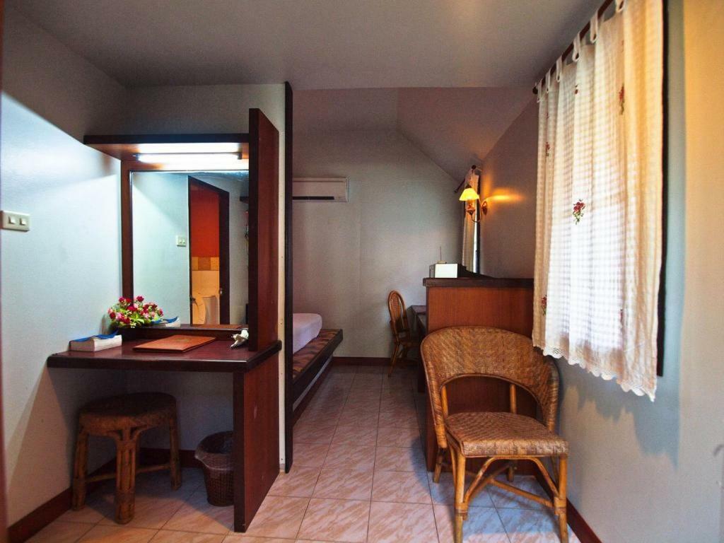P.P. Casita - Adult Only Hotell Phi Phi-öarna Exteriör bild